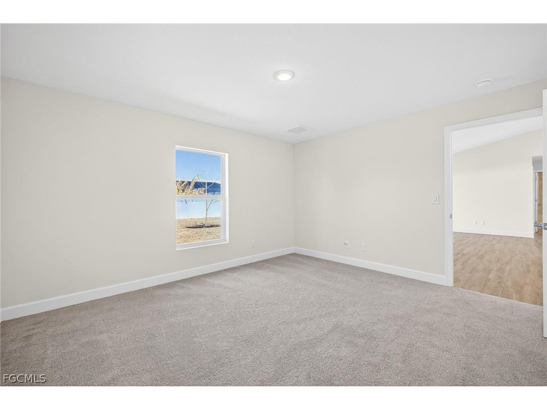 221 NW 15th Street Cape Coral FL 33993 2026007579 image16