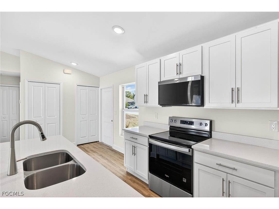 221 NW 15th Street Cape Coral FL 33993 2026007579 image3