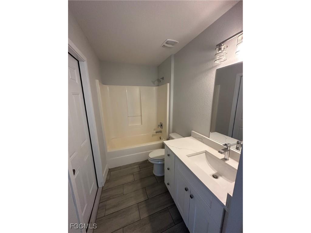 221 NW 29th Place Cape Coral FL 33993 2025010863 image14