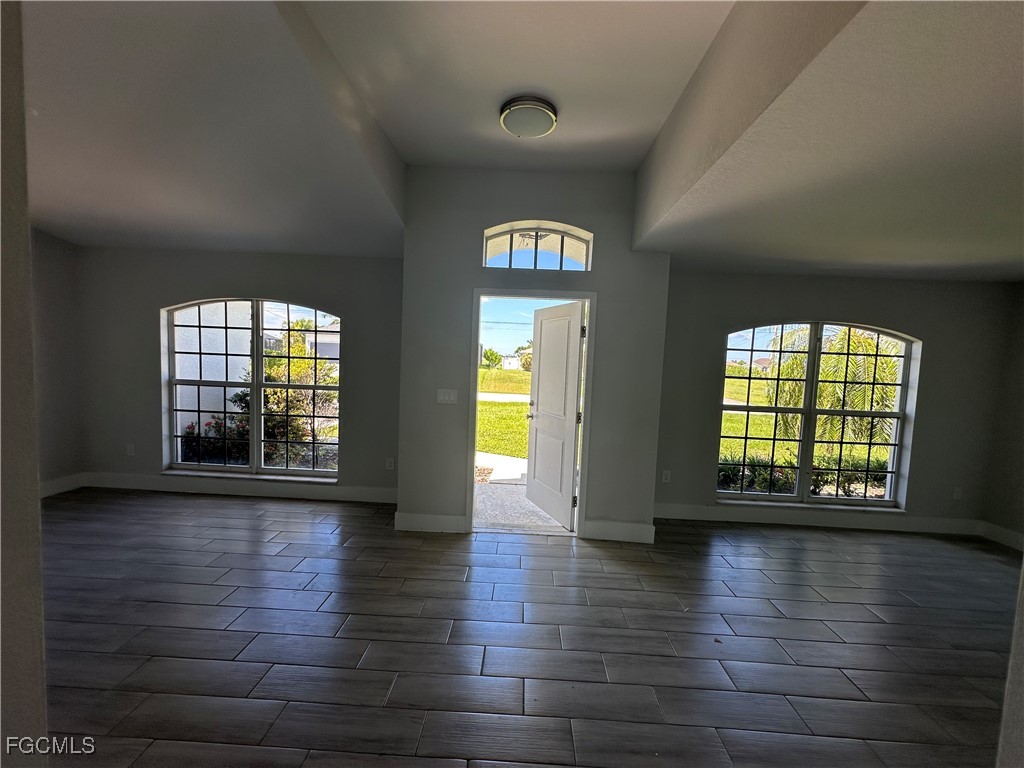 221 NW 29th Place Cape Coral FL 33993 2025010863 image33