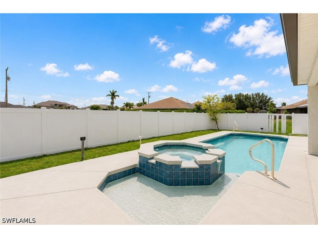 221 NW 29th Place Cape Coral FL 33993 226010735 image3