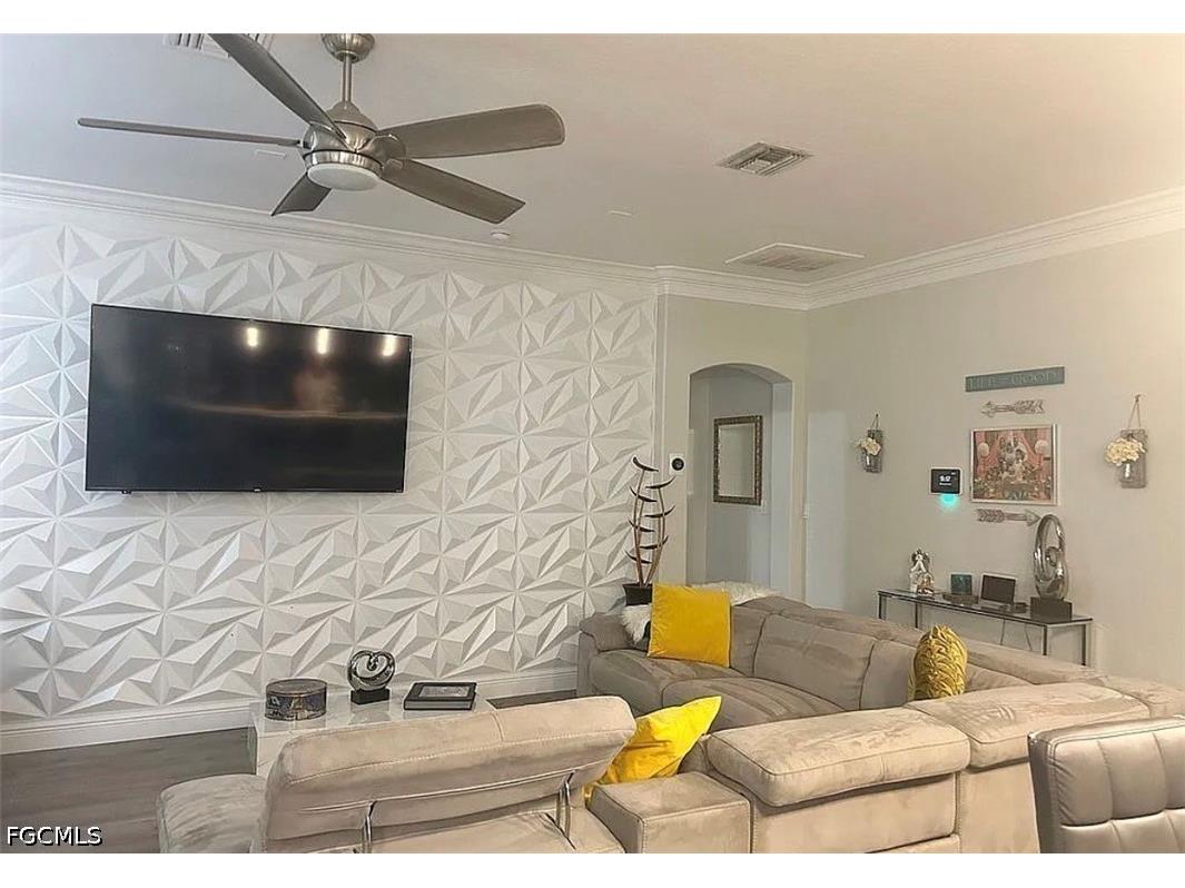 221 NW 3rd Place Cape Coral FL 33993 2026020241 image1