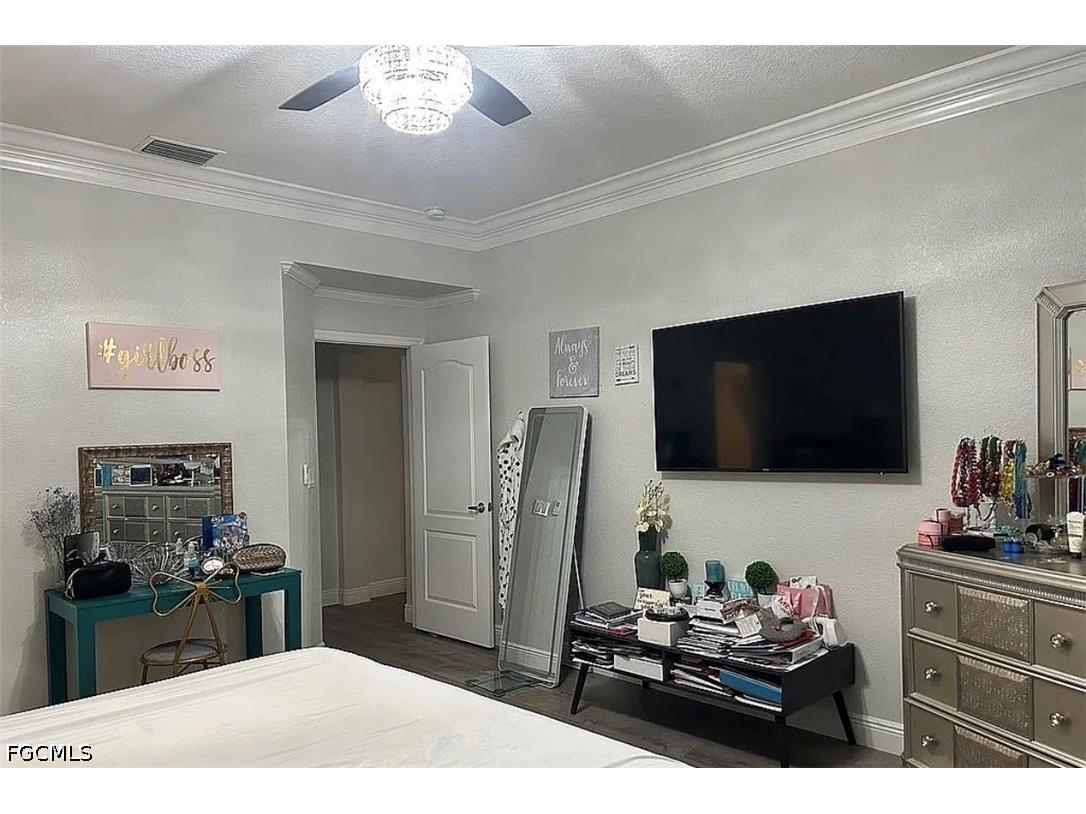 221 NW 3rd Place Cape Coral FL 33993 2026020241 image19