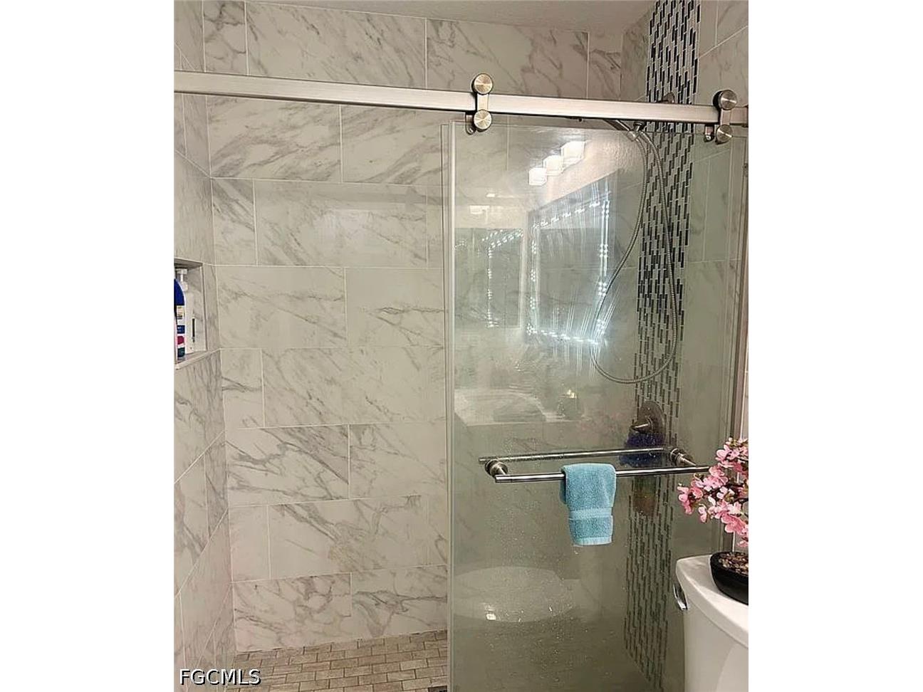 221 NW 3rd Place Cape Coral FL 33993 2026020241 image3
