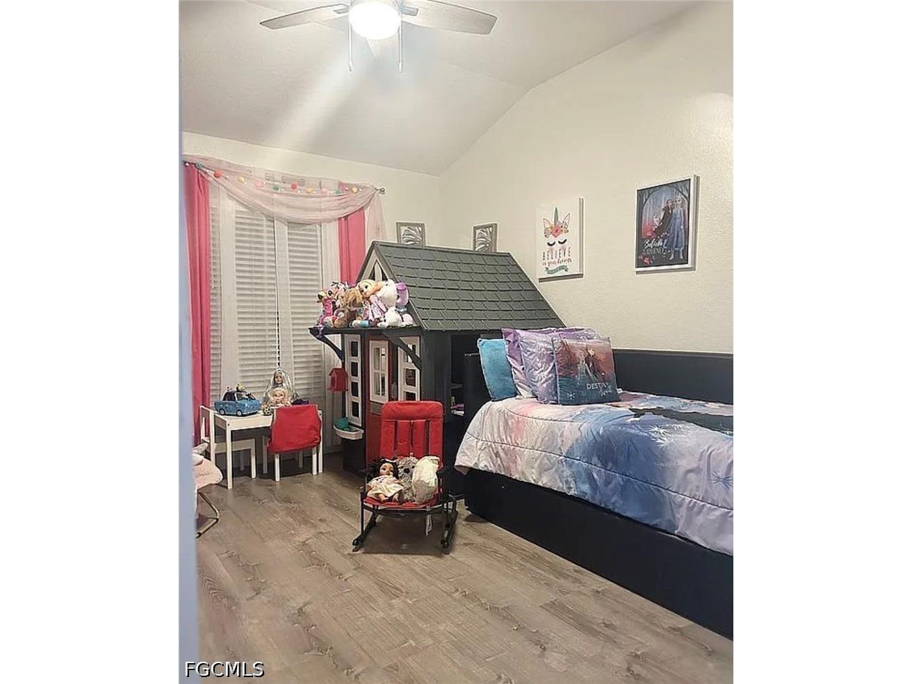221 NW 3rd Place Cape Coral FL 33993 2026020241 image8