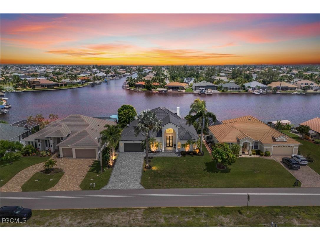 221 Old Burnt Store Road S Cape Coral FL 33991 2025010298 image1