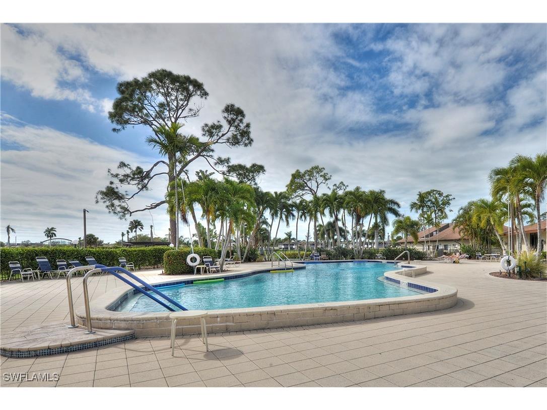 221 Palm Drive #221-2 Naples FL 34112 226004585 image25
