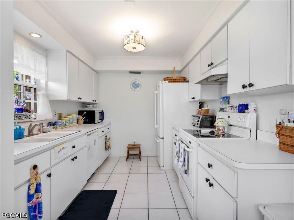221 SE 10th Terrace Cape Coral FL 33990 2026024773 image17