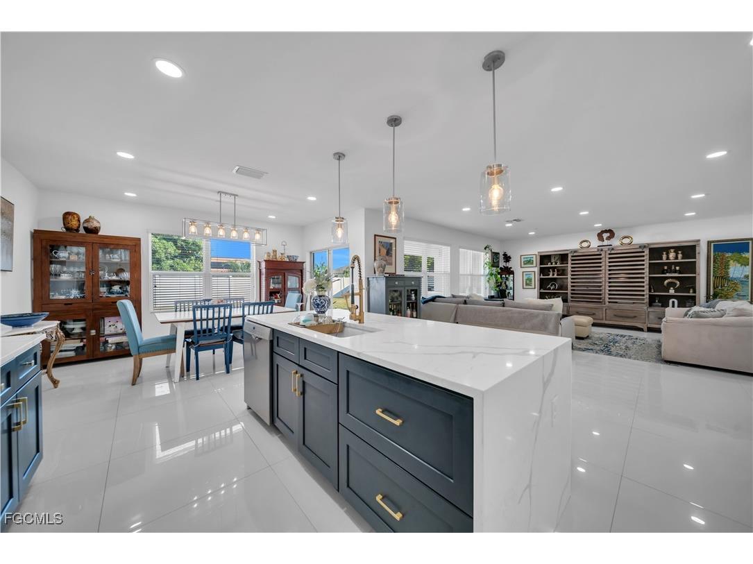 221 SW 21st Terrace Cape Coral FL 33991 2025017299 image16