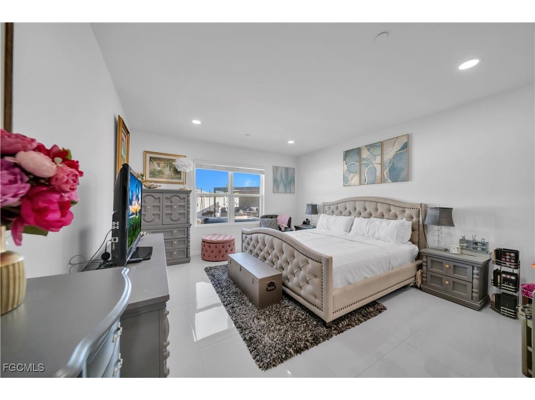 221 SW 21st Terrace Cape Coral FL 33991 2025017299 image27