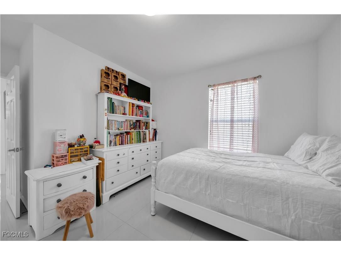 221 SW 21st Terrace Cape Coral FL 33991 2025017299 image37