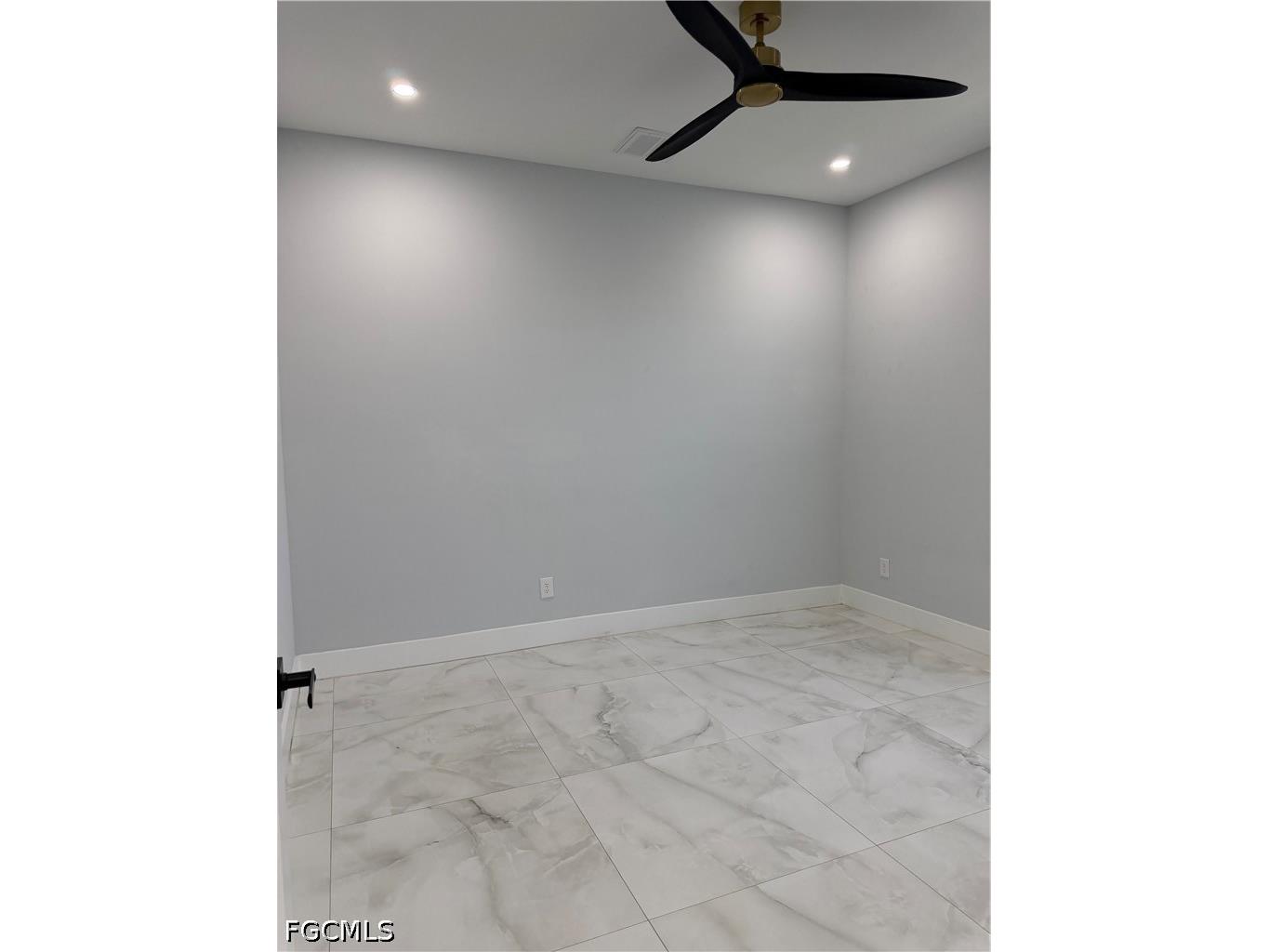 221 SW 25th Avenue Cape Coral FL 33991 2026024661 image25