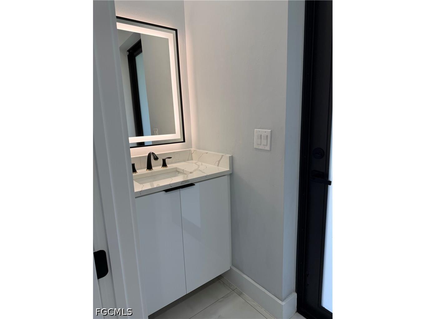 221 SW 25th Avenue Cape Coral FL 33991 2026024661 image37
