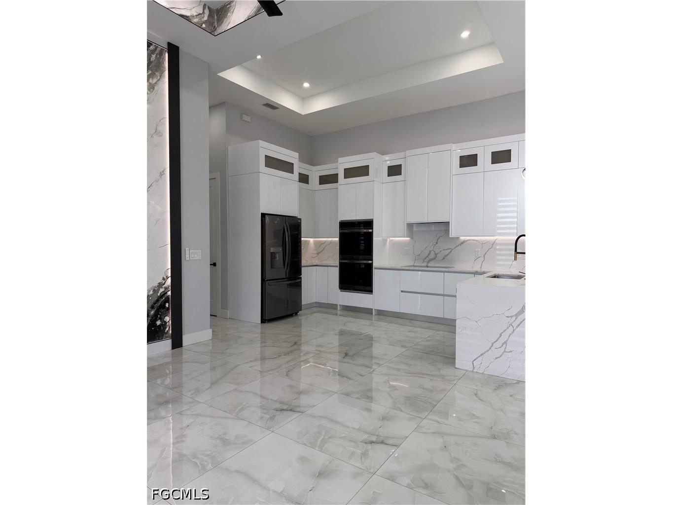 221 SW 25th Avenue Cape Coral FL 33991 2026024661 image9