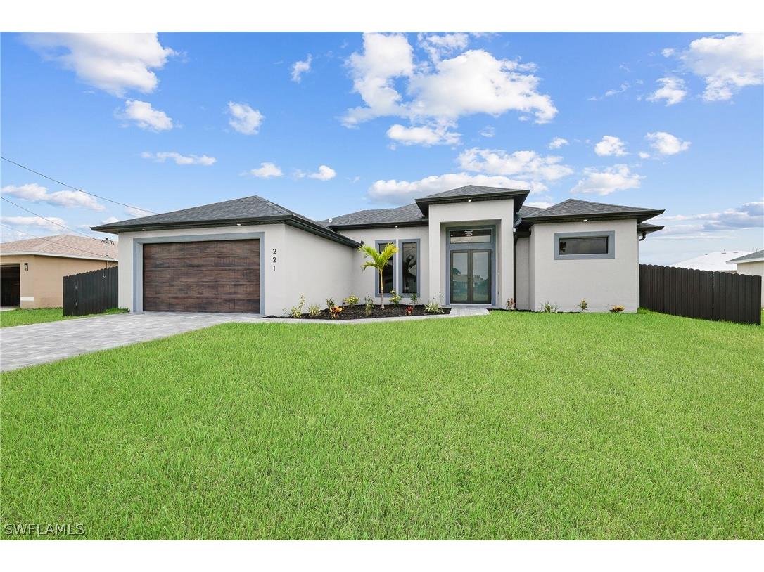 221 SW 25th Avenue Cape Coral FL 33991 224058962 image1