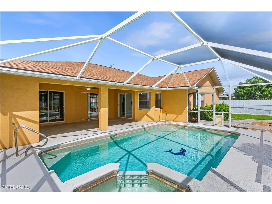 221 Santa Barbara Boulevard Cape Coral FL 33991 224074999 image1