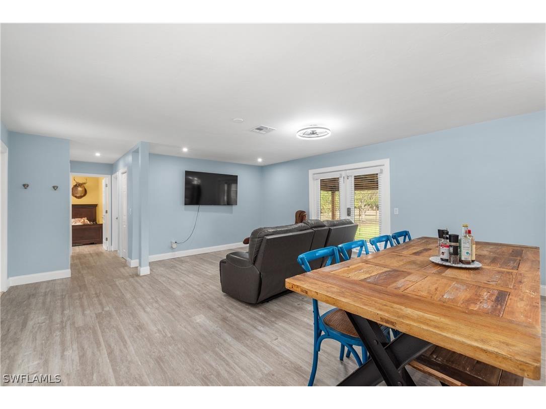 2210 20th Avenue NE Naples FL 34120 226010841 image12