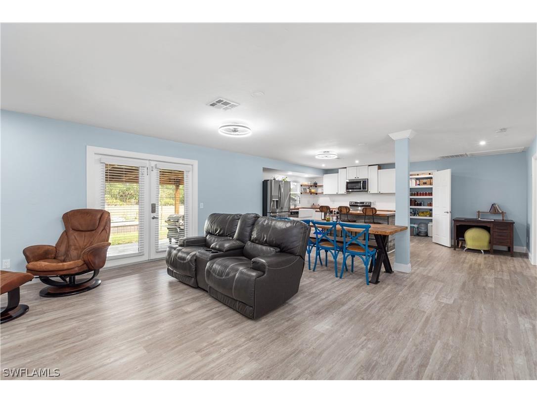 2210 20th Avenue NE Naples FL 34120 226010841 image13