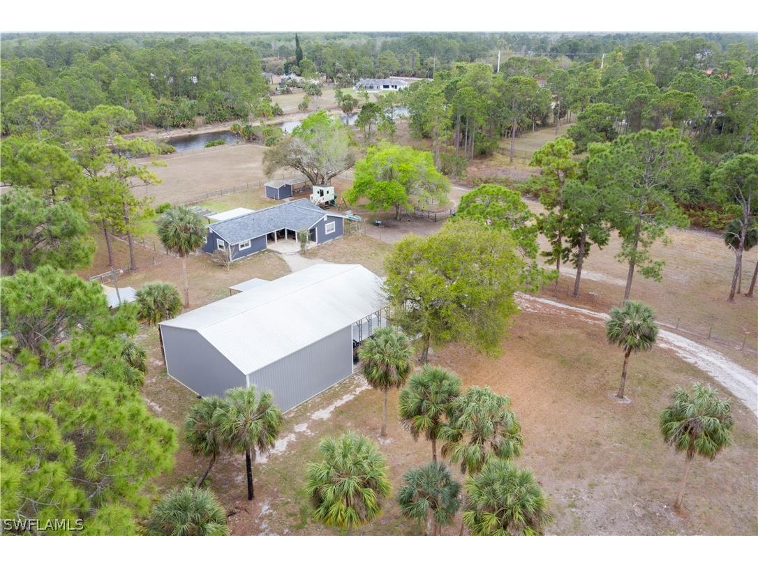 2210 20th Avenue NE Naples FL 34120 226010841 image37