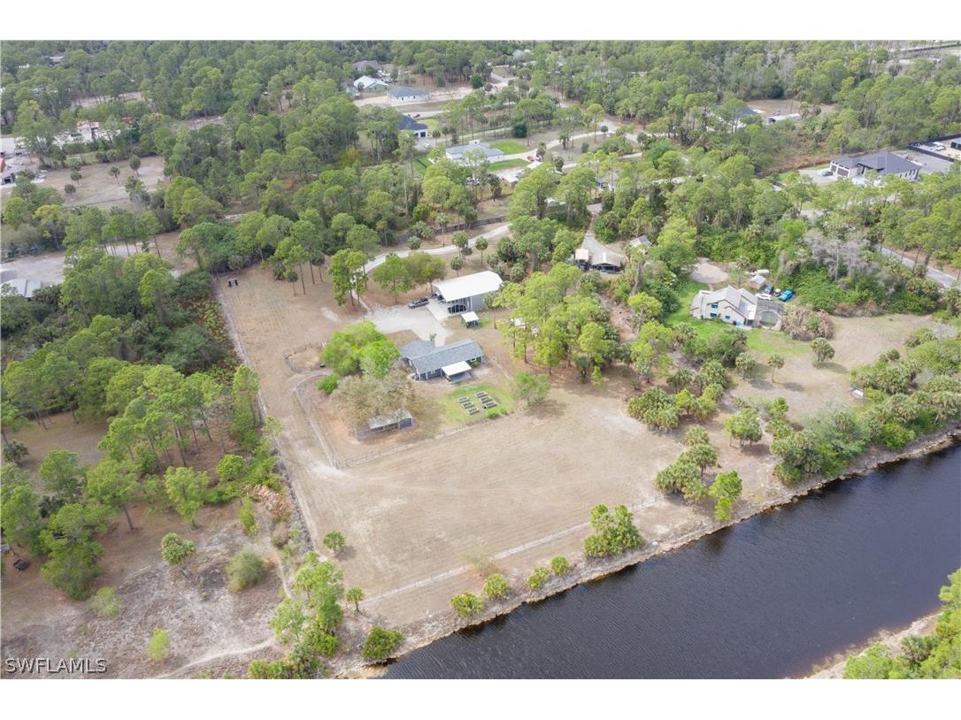 2210 20th Avenue NE Naples FL 34120 226010841 image38