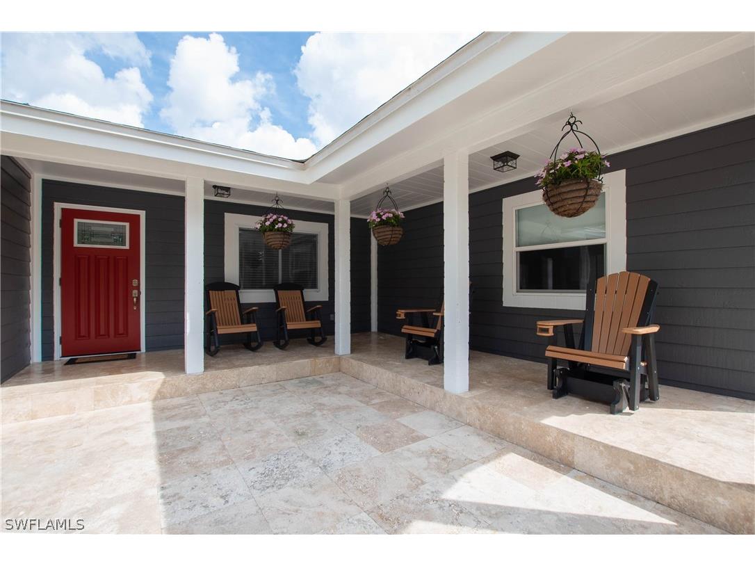 2210 20th Avenue NE Naples FL 34120 226010841 image4