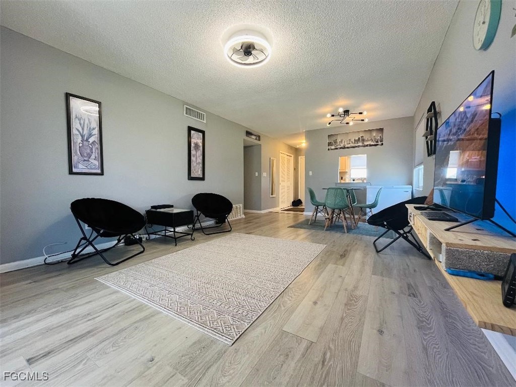 2210 Croton Court Lehigh Acres FL 33936 2025020072 image2