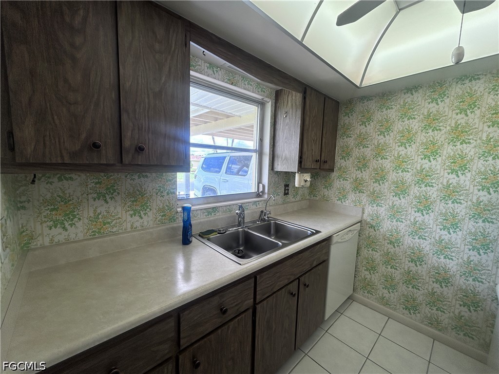2210 Gardenia Way Lehigh Acres FL 33936 2026015714 image4