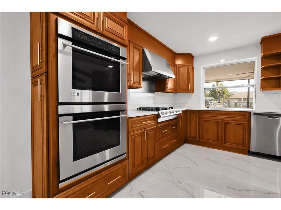 2210 Isle Of Pines Avenue E Fort Myers FL 33905 2025023306 image10