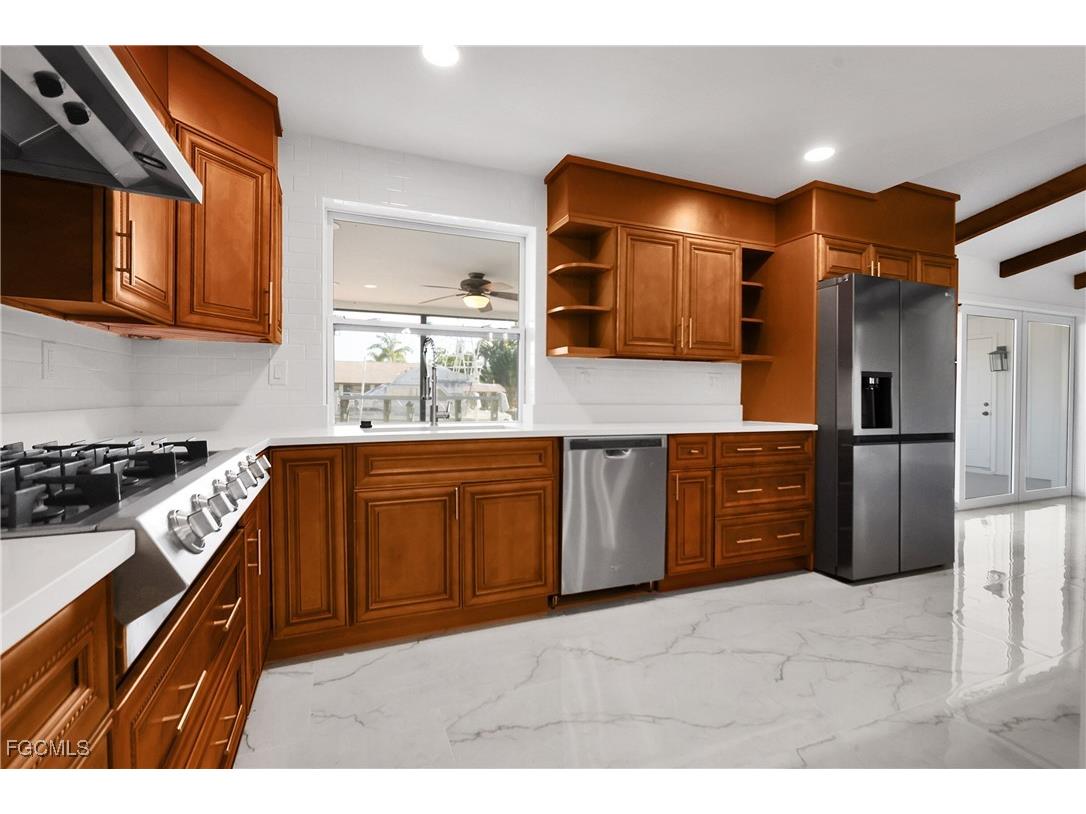 2210 Isle Of Pines Avenue E Fort Myers FL 33905 2025023306 image12