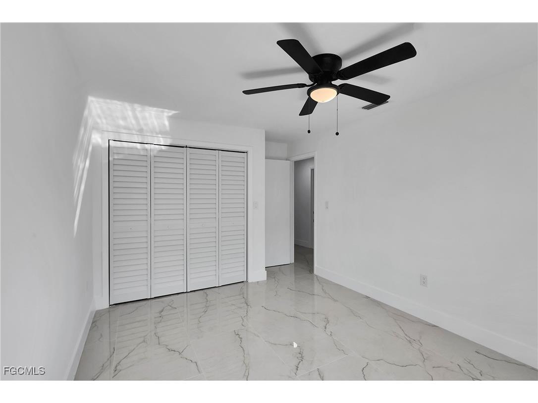 2210 Isle Of Pines Avenue E Fort Myers FL 33905 2025023306 image20