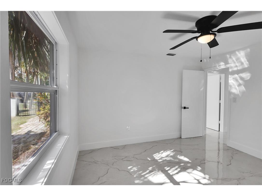 2210 Isle Of Pines Avenue E Fort Myers FL 33905 2025023306 image21