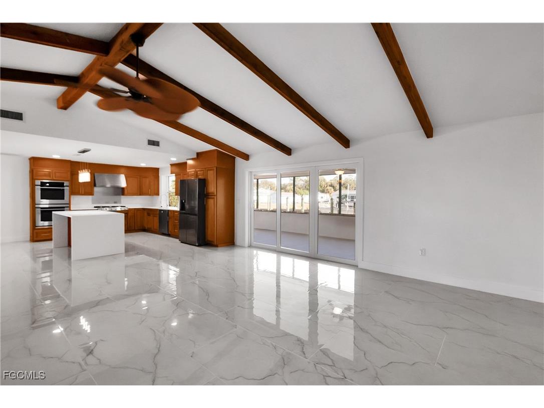 2210 Isle Of Pines Avenue E Fort Myers FL 33905 2025023306 image6