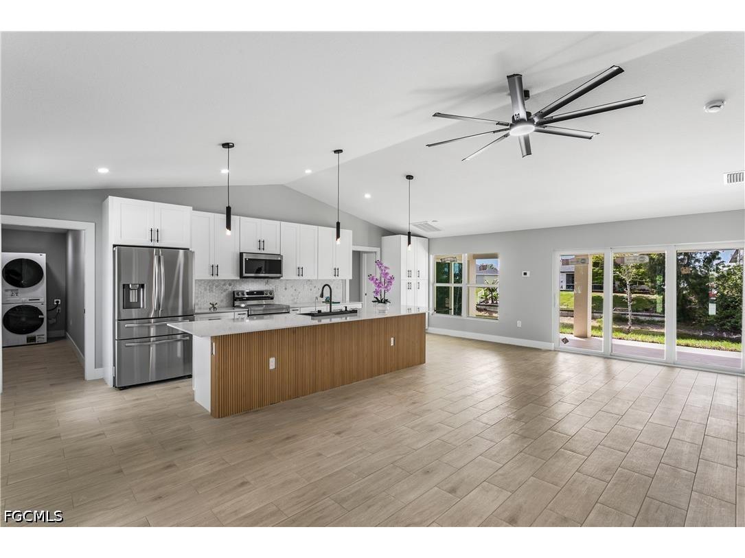 2210 NW 2nd Avenue Cape Coral FL 33993 2026016380 image1