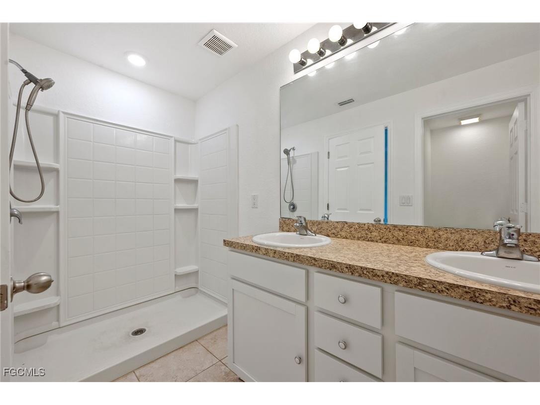 2210 NW 7th Avenue Cape Coral FL 33993 2025007256 image10