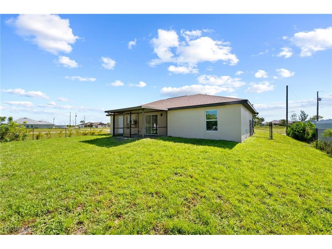 2210 NW 7th Avenue Cape Coral FL 33993 2025007256 image5