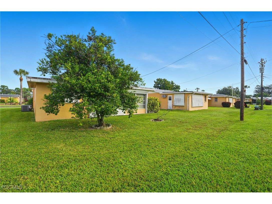 2210 Orchid Road E Lehigh Acres FL 33936 2025017221 image17