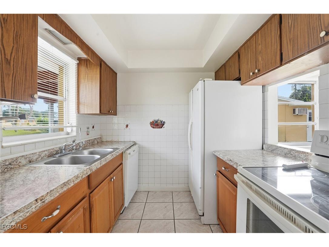 2210 Orchid Road E Lehigh Acres FL 33936 2025017221 image6