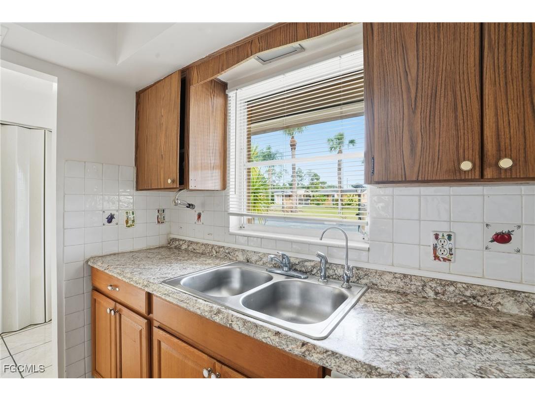 2210 Orchid Road E Lehigh Acres FL 33936 2025017221 image7