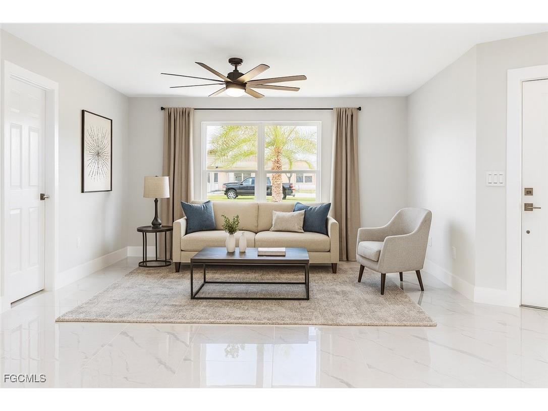 2210 SE 27th Terrace Cape Coral FL 33904 2025023435 image1