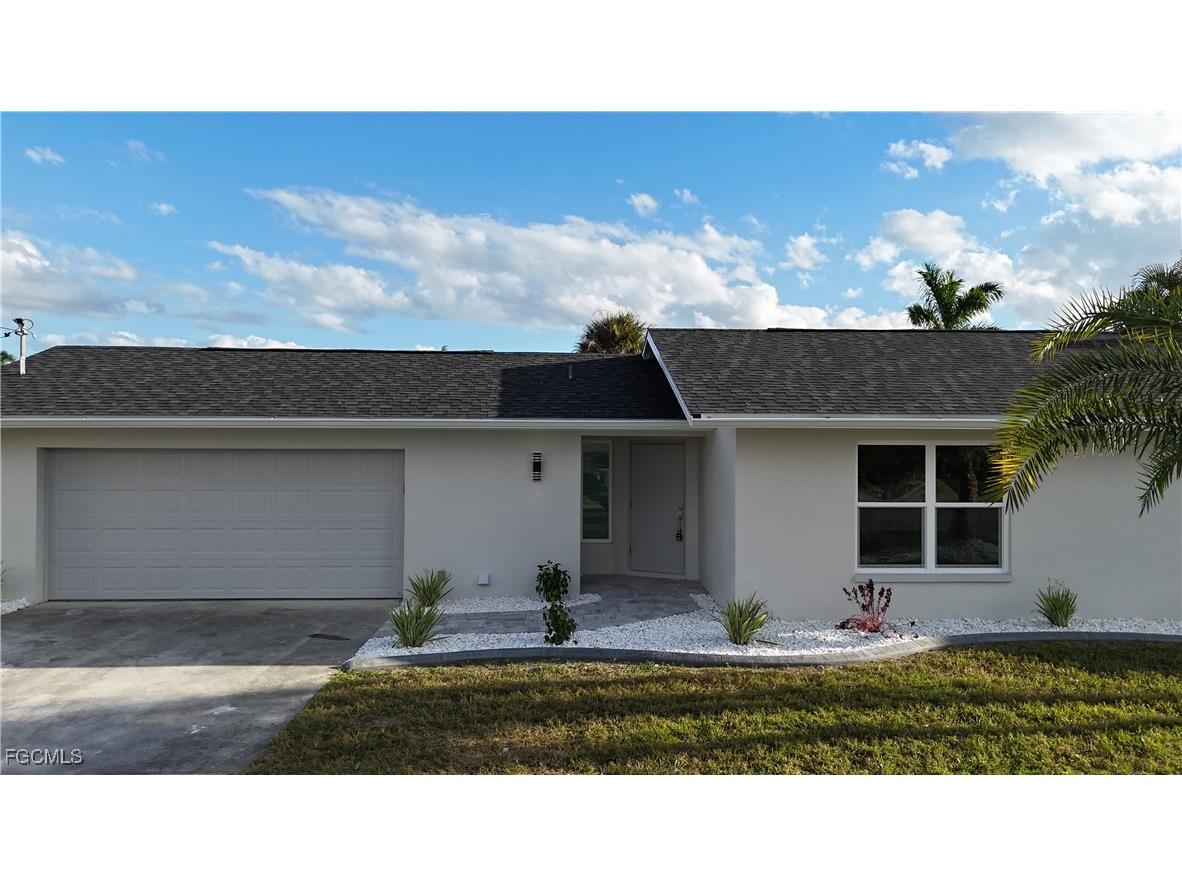 2210 SE 27th Terrace Cape Coral FL 33904 2025023435 image2