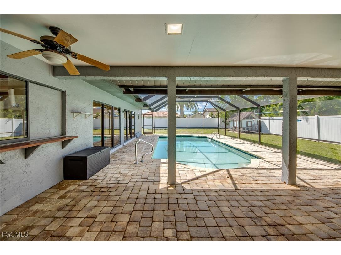 2210 SE 8th Terrace Cape Coral FL 33990 2025012902 image32