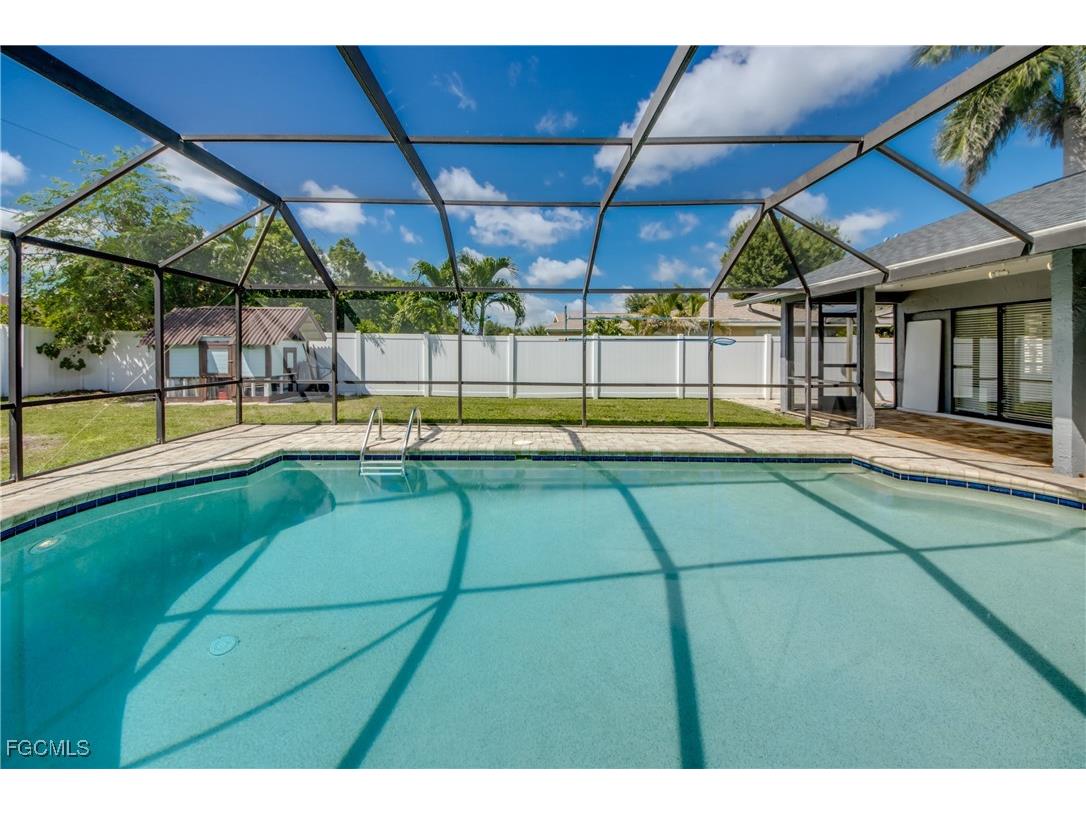 2210 SE 8th Terrace Cape Coral FL 33990 2025012902 image39