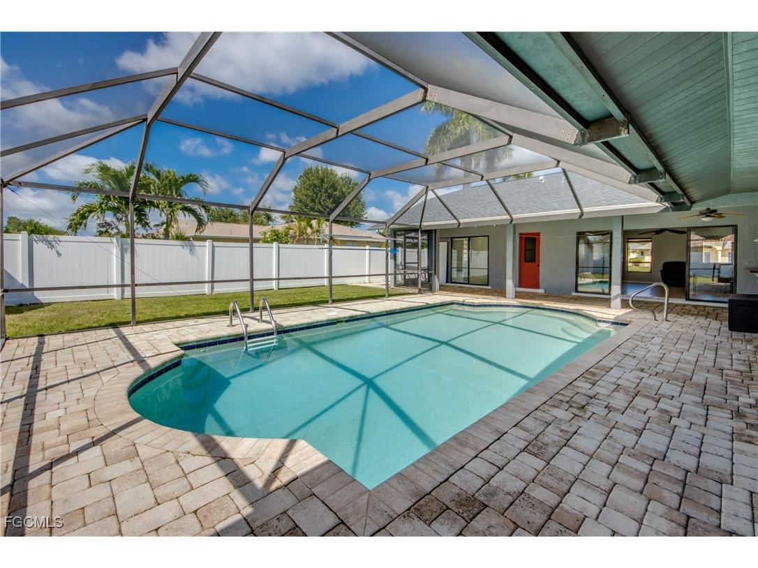 2210 SE 8th Terrace Cape Coral FL 33990 2025012902 image40