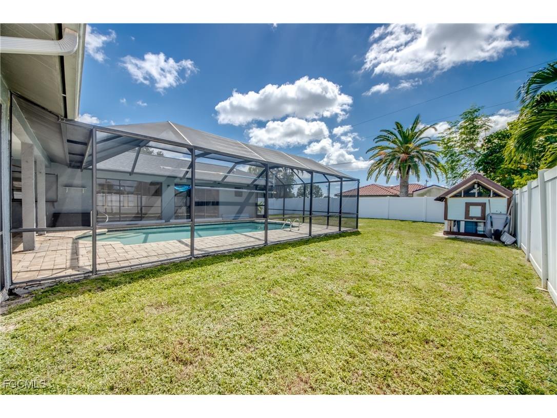 2210 SE 8th Terrace Cape Coral FL 33990 2025012902 image45