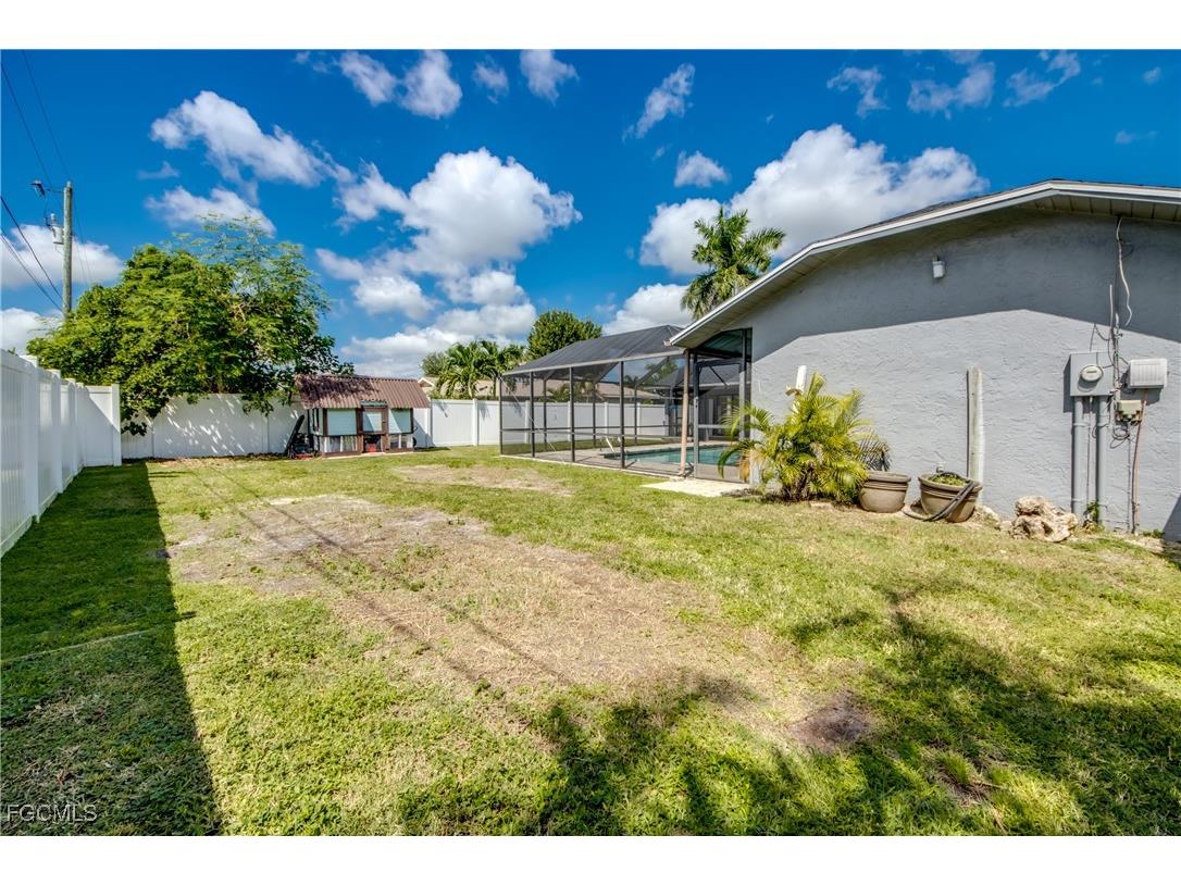 2210 SE 8th Terrace Cape Coral FL 33990 2025012902 image48