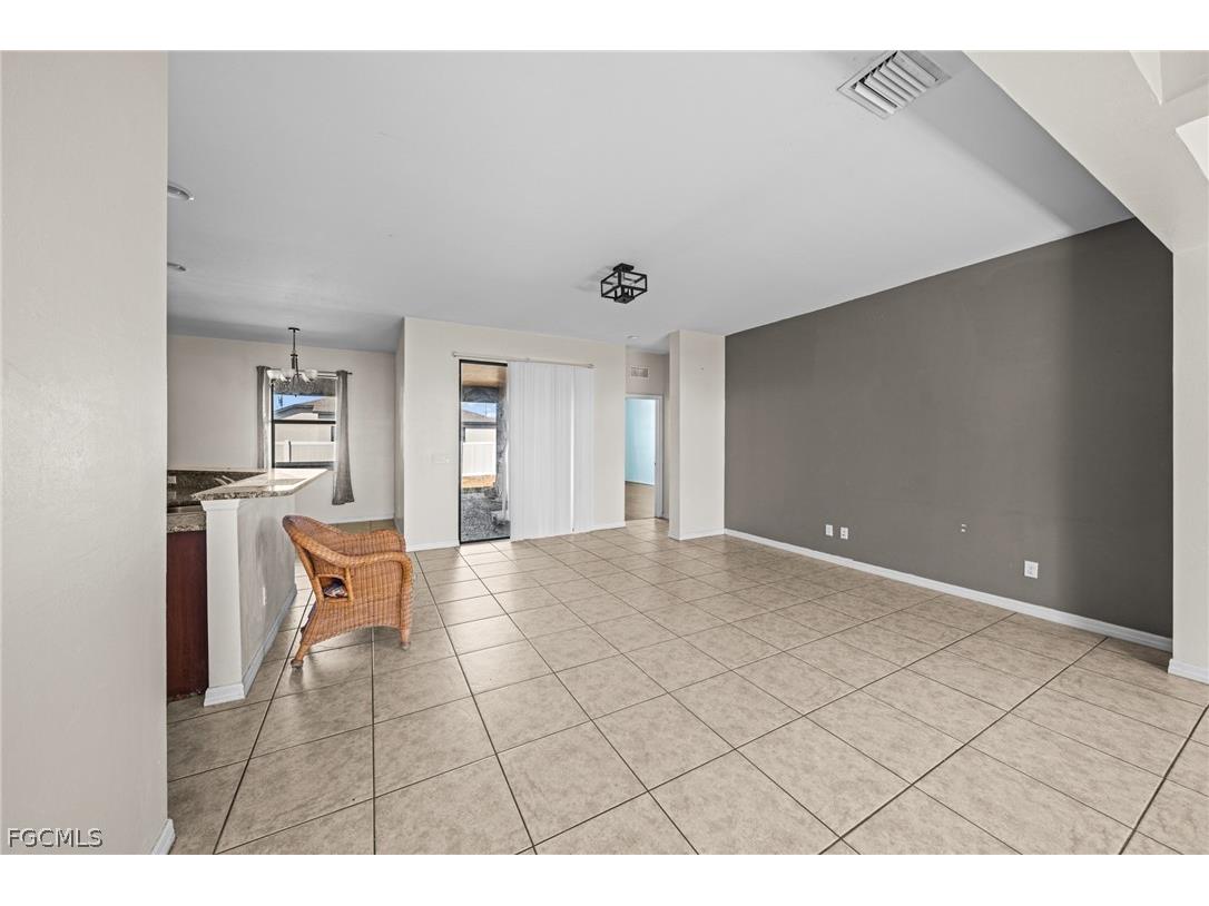 2210 SW 19th Avenue Cape Coral FL 33991 2026007029 image5