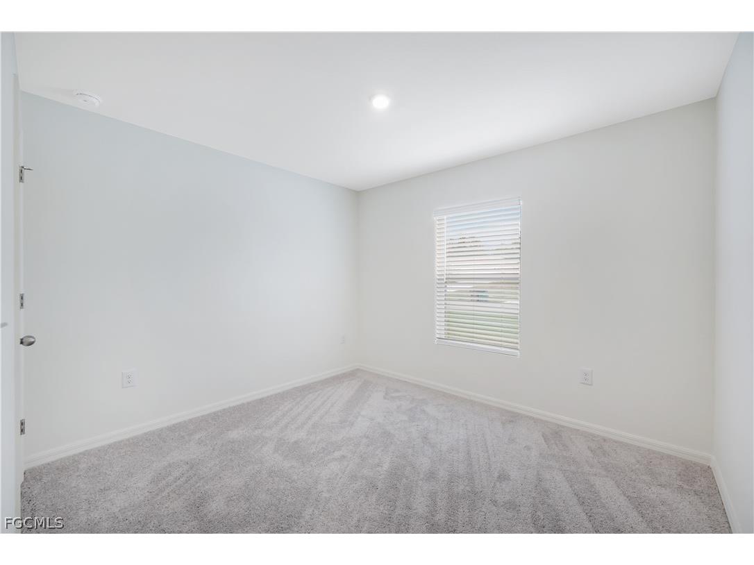 2210 SW 4th Street Cape Coral FL 33991 2026012745 image10