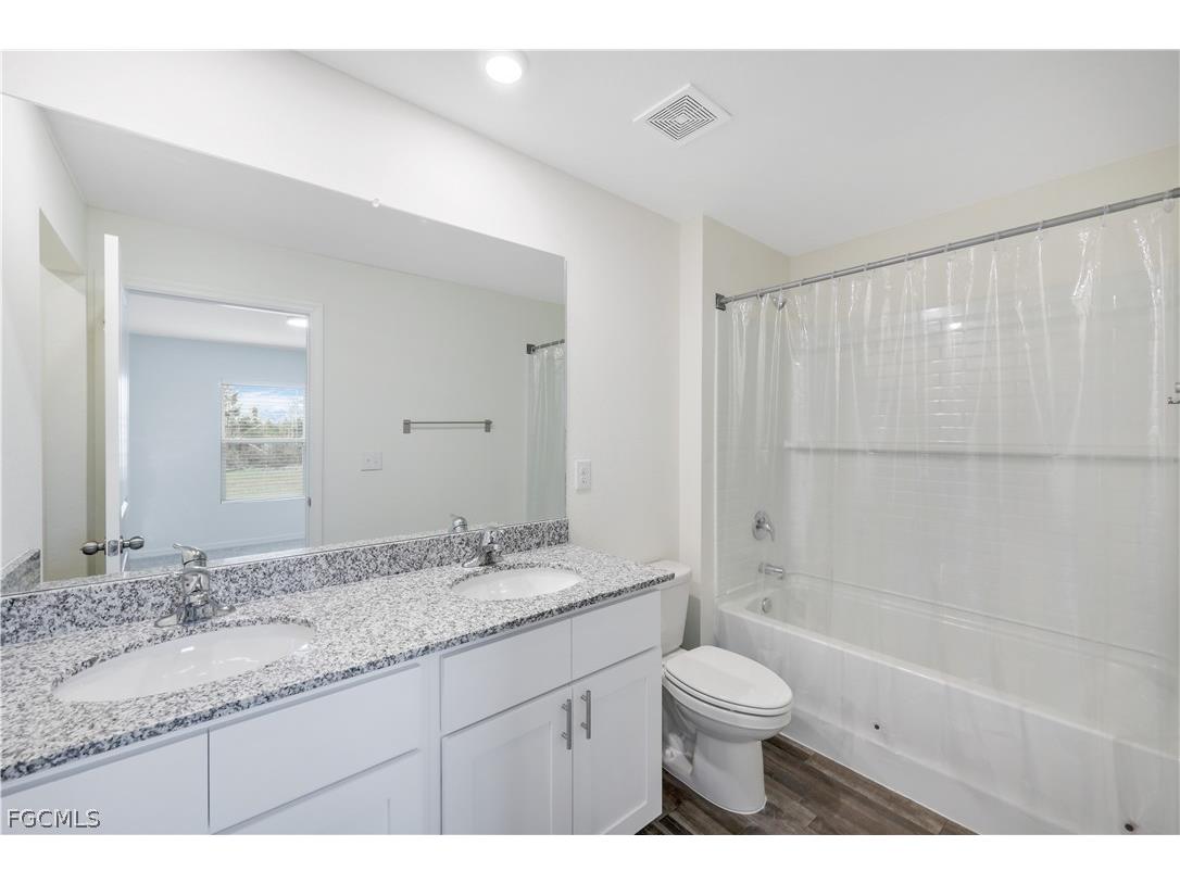 2210 SW 4th Street Cape Coral FL 33991 2026012745 image9