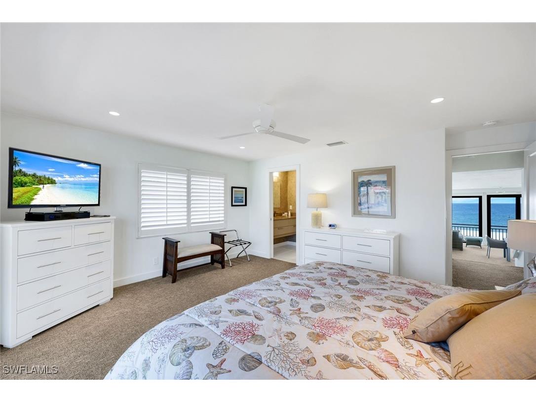 2211 Gulf Shore Boulevard N #C4 Naples FL 34102 225080554 image12