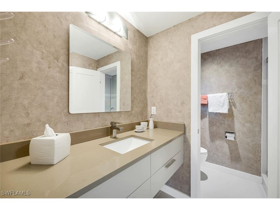 2211 Gulf Shore Boulevard N #C4 Naples FL 34102 225080554 image13